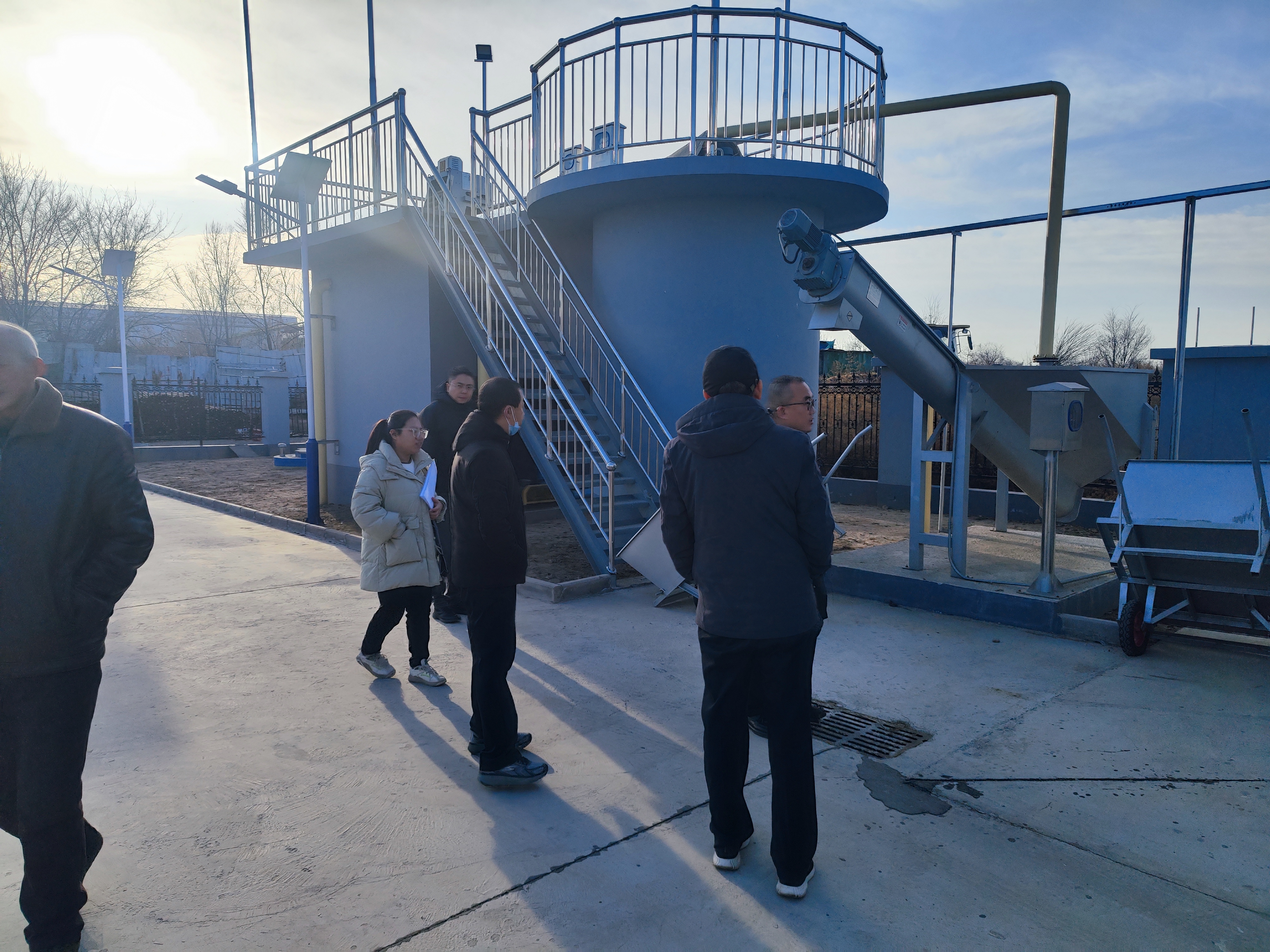 25.1.14污水處理站排污核查現(xiàn)場.jpg